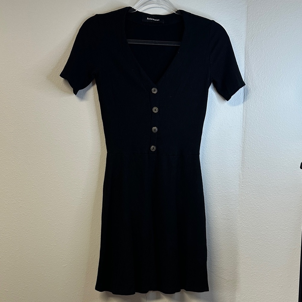 Reformation Cardinal Black Button-Front Ribbed Mini Dress Women’s Size M EUC - Picture 2 of 6